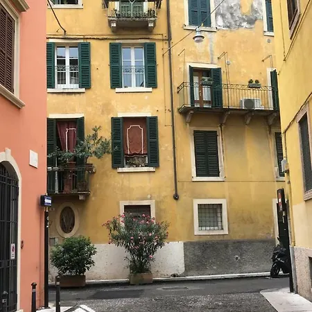 Appartamento Dimora Tito Speri near Arena Verona Esterno foto